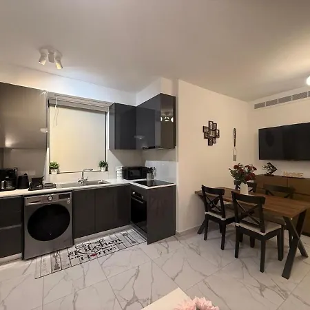 5 Min Walk To Mackenzie Beach, Stylish 1br Larnaca